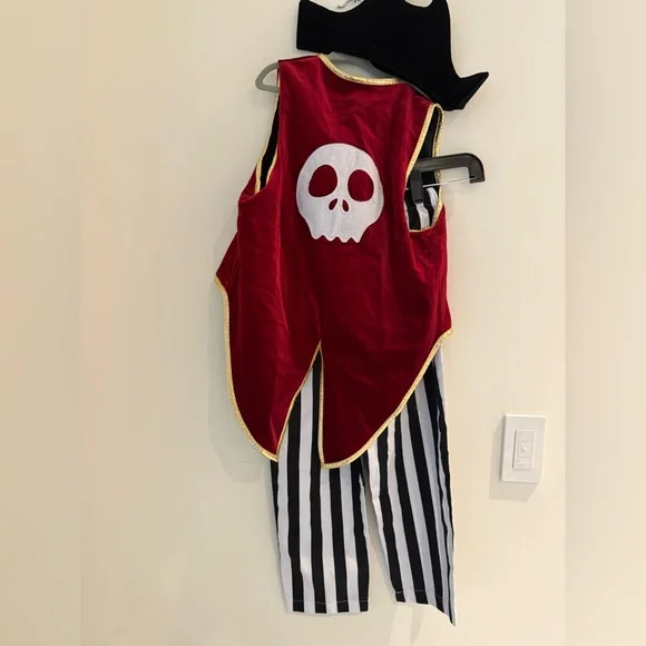 Zara Red and Black Pirate Costume for Kids - Picture 3 of 3